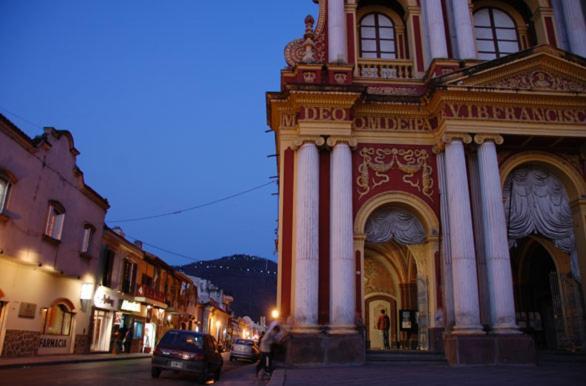 Plaza Hostel Sj 2 Salta Eksteriør billede